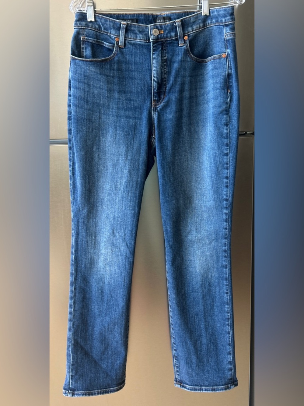 Talbots Straight Leg Jeans Curvy Fit Size 8 Medium Wash Stretch Denim Classic